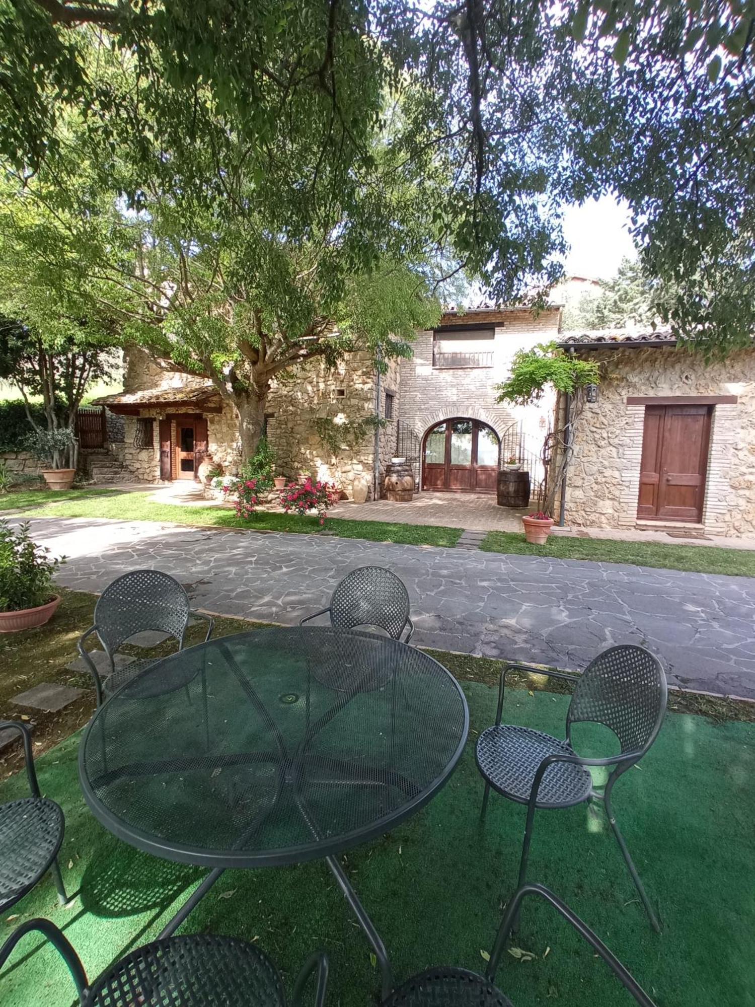 All'Ombra Di San Damiano อัสซิซี ภายนอก รูปภาพ