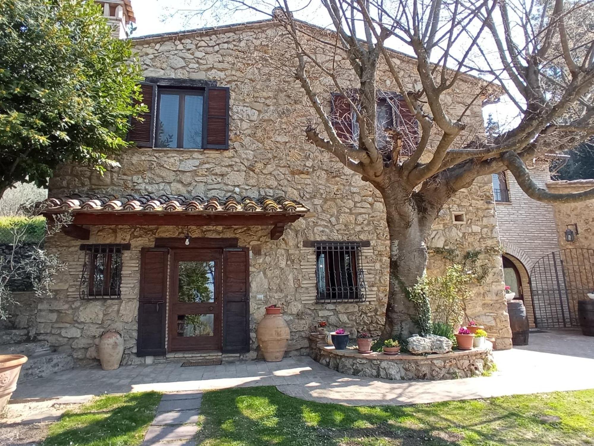 All'Ombra Di San Damiano อัสซิซี ภายนอก รูปภาพ